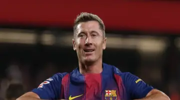 ليفاندوفسكي يعلن رحيله عن برشلونة.. أرقامه وبطولاته